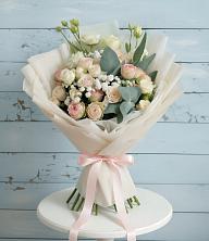 Букет цветов из:  Розы и Лизиантусы в Новодвинске