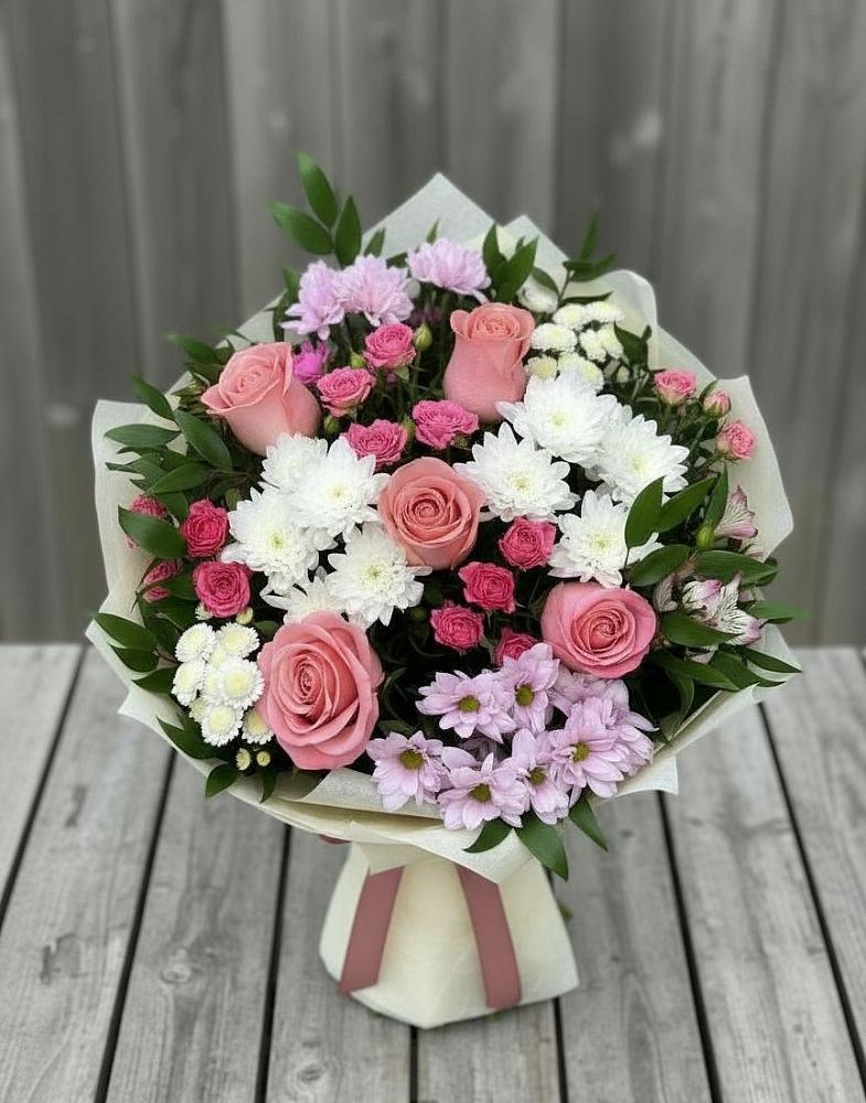 Букет цветов из: Альстромерии, Гвоздики, Розы и Хризантемы в Новодвинске