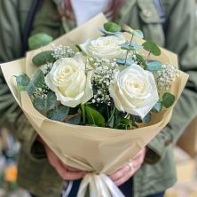 Букет цветов из:  Розы в Новодвинске