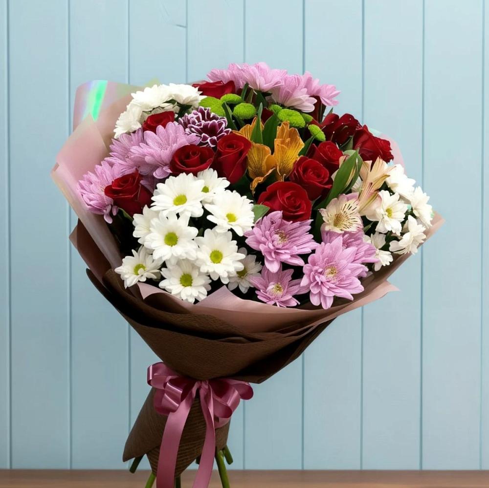 Букет цветов из: Розы, Хризантемы и Альстромерии в Новодвинске