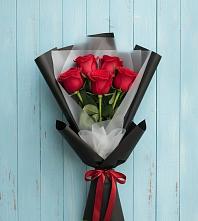 Букет цветов из:  Розы в Новодвинске